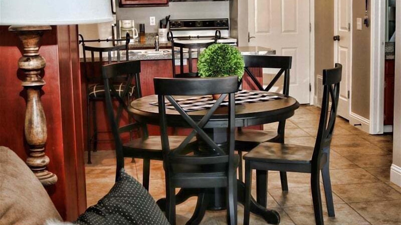 Photo of Livingroom in Harbor Village