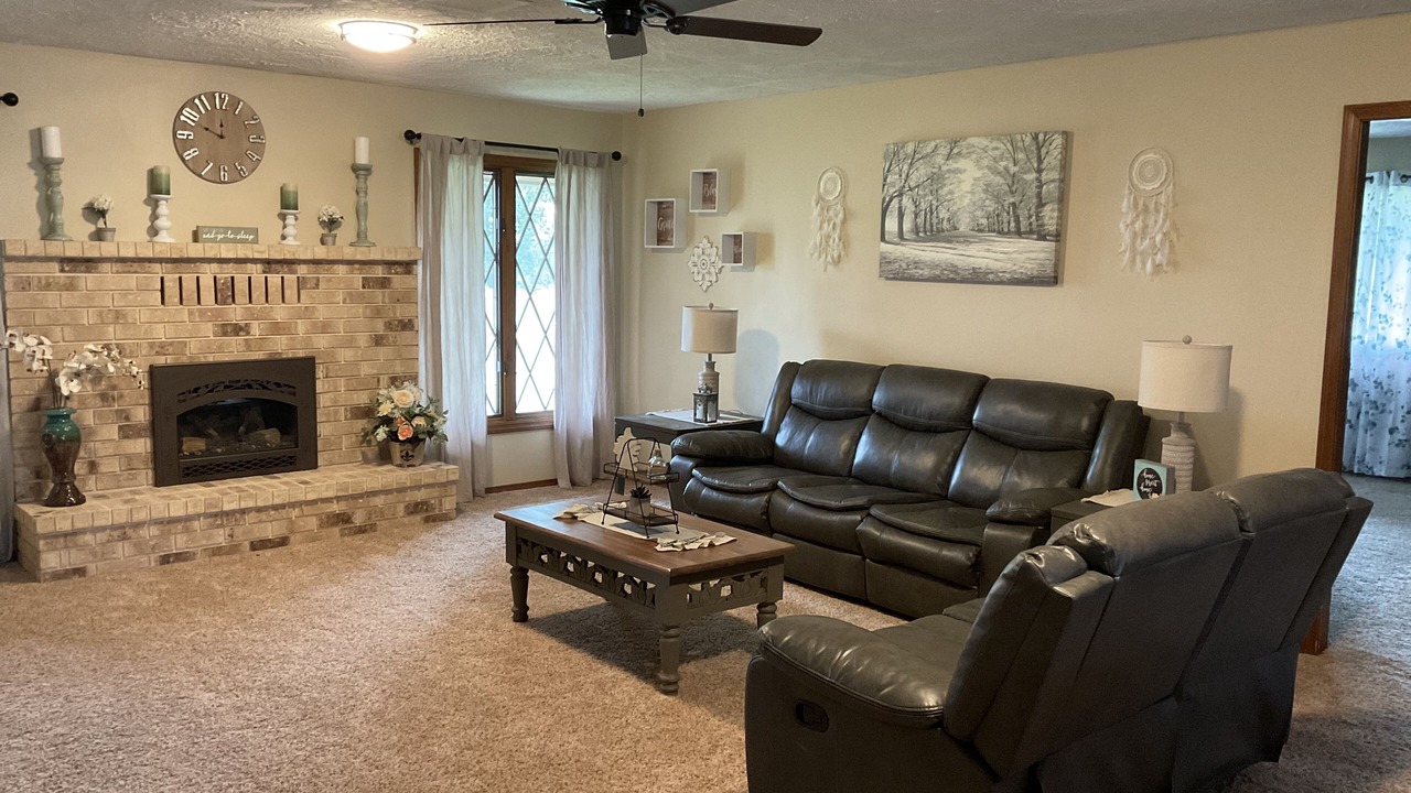 Photo of Livingroom in Bone