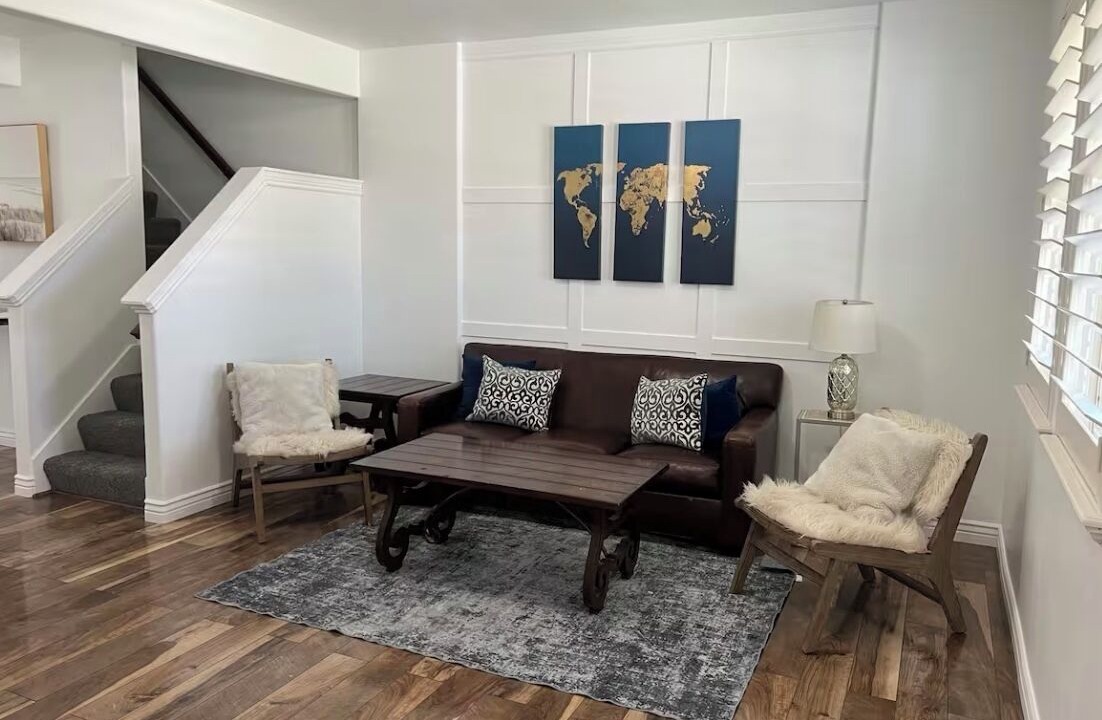Photo of Livingroom in North Salt Lake