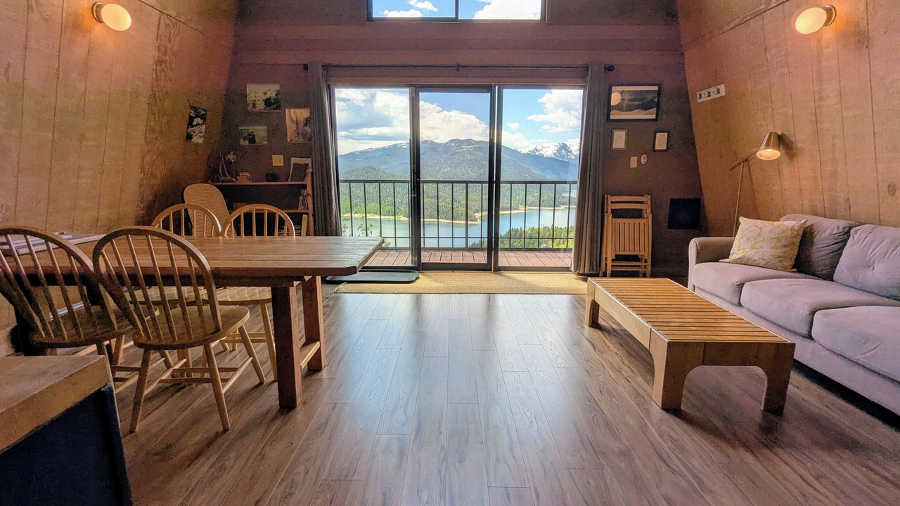Photo of Livingroom in Irwin
