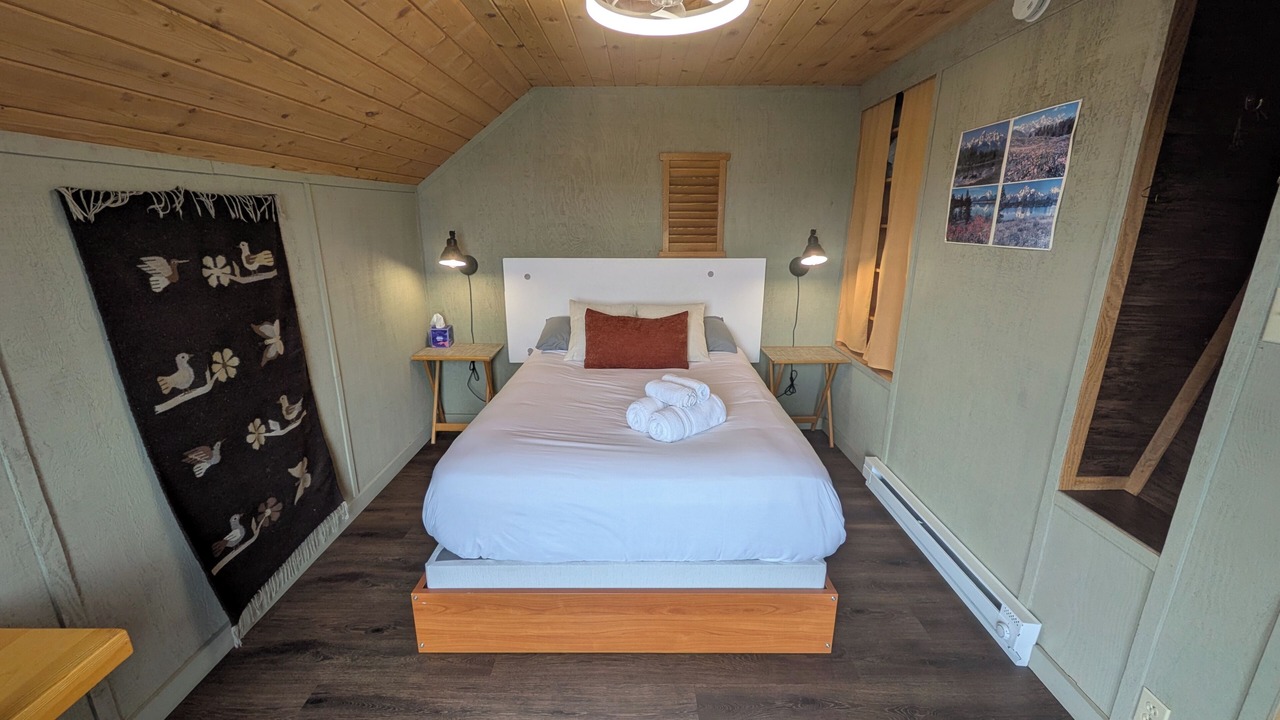 Photo of Bedroom in Irwin