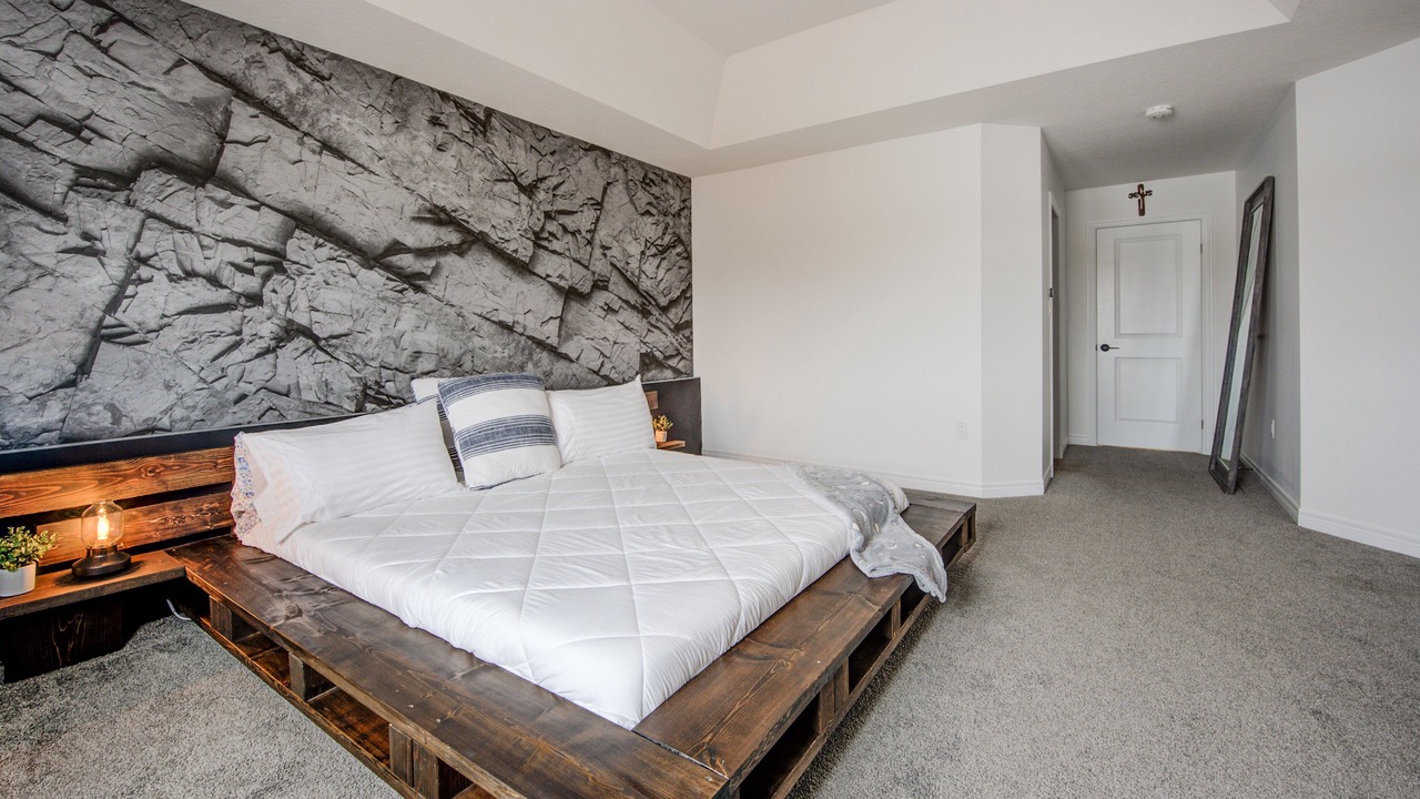 Photo of Bedroom in Grand River South