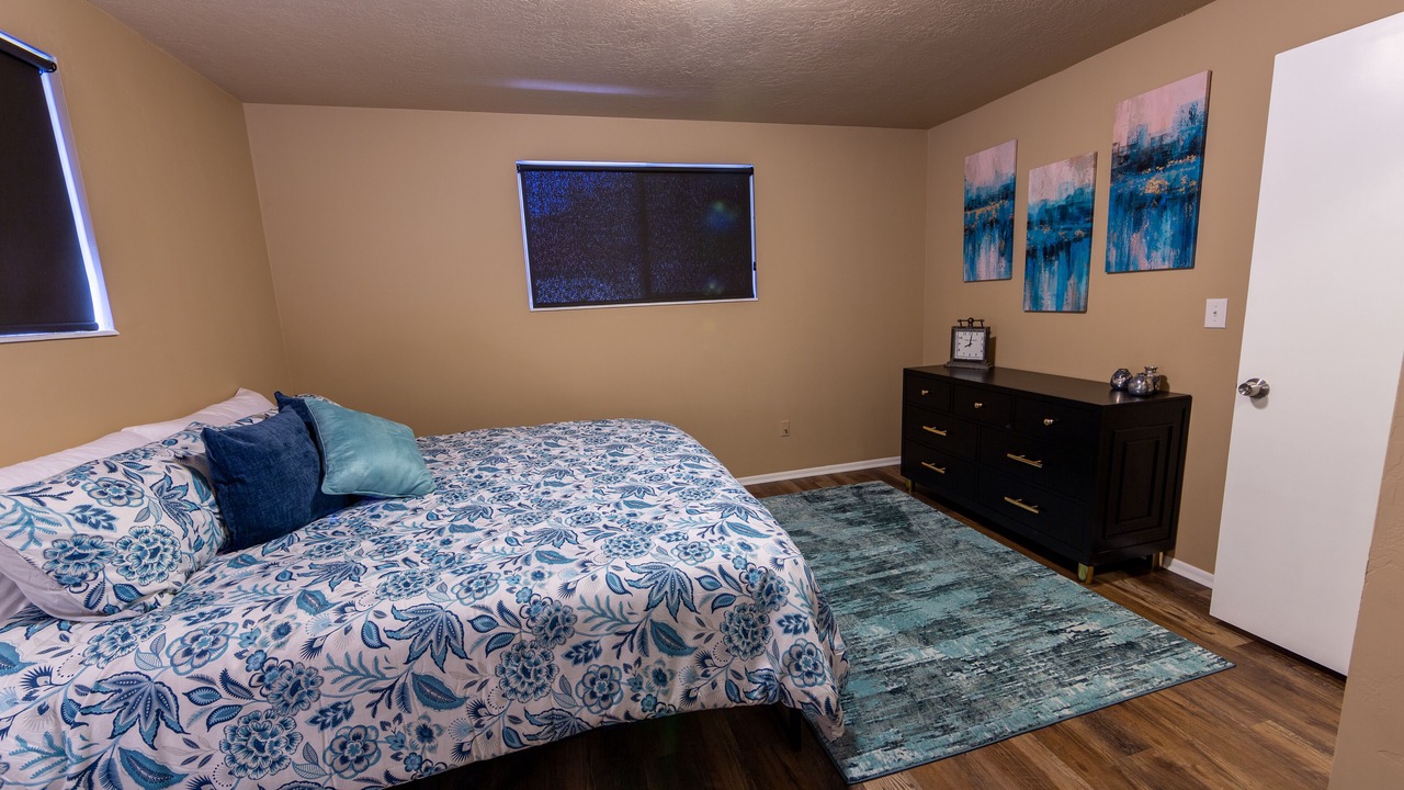 Photo of Bedroom in Riverdale