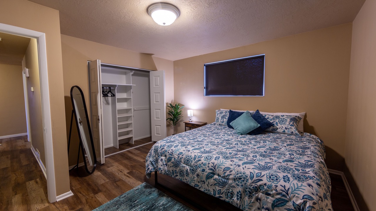 Photo of Bedroom in Riverdale