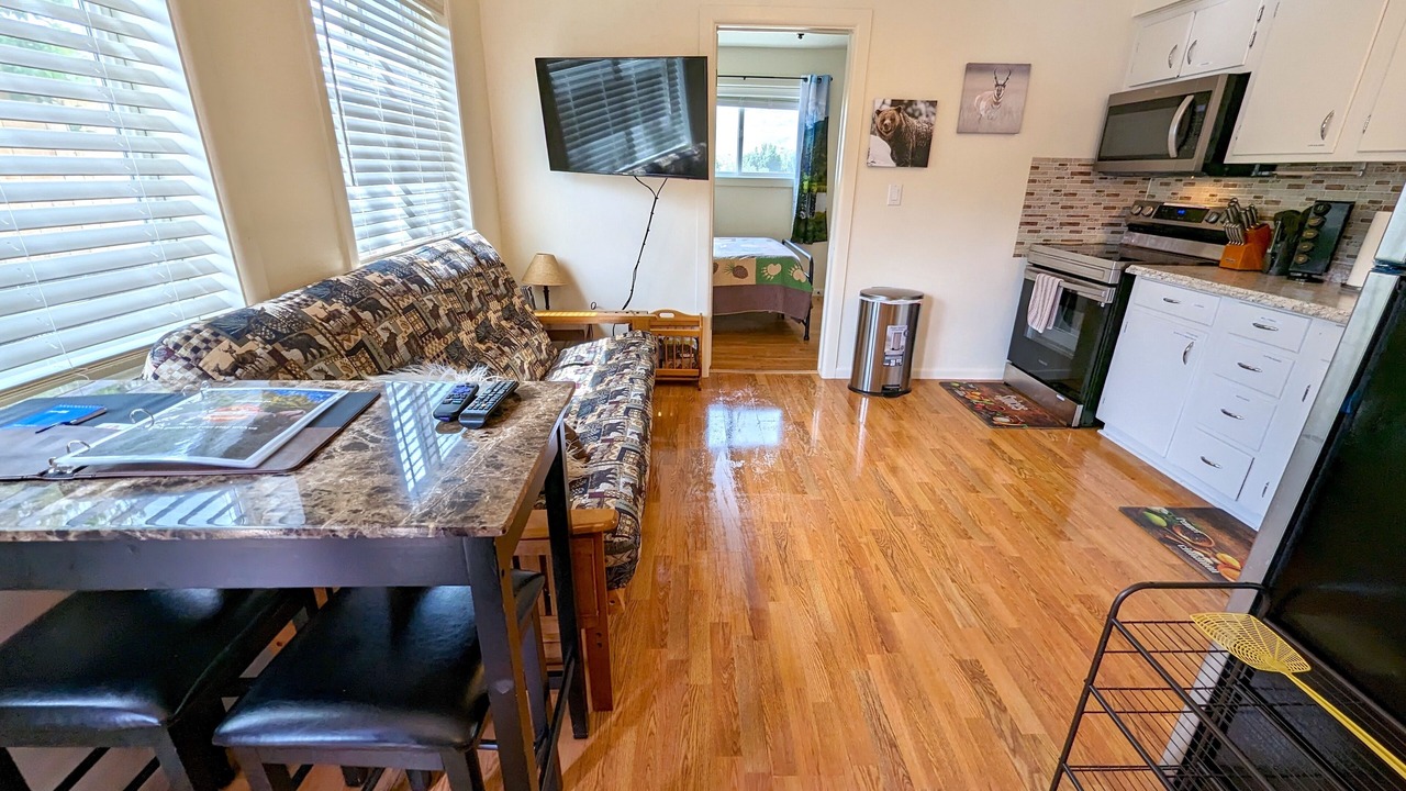 Photo of Livingroom in Gardiner