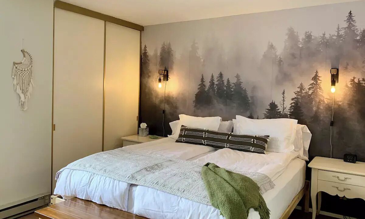 Photo of Bedroom in Elkhorn Village