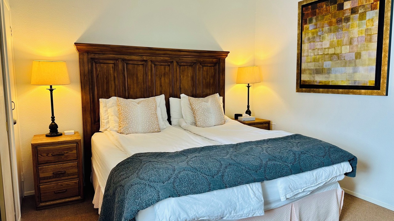 Photo of Bedroom in Elkhorn Village