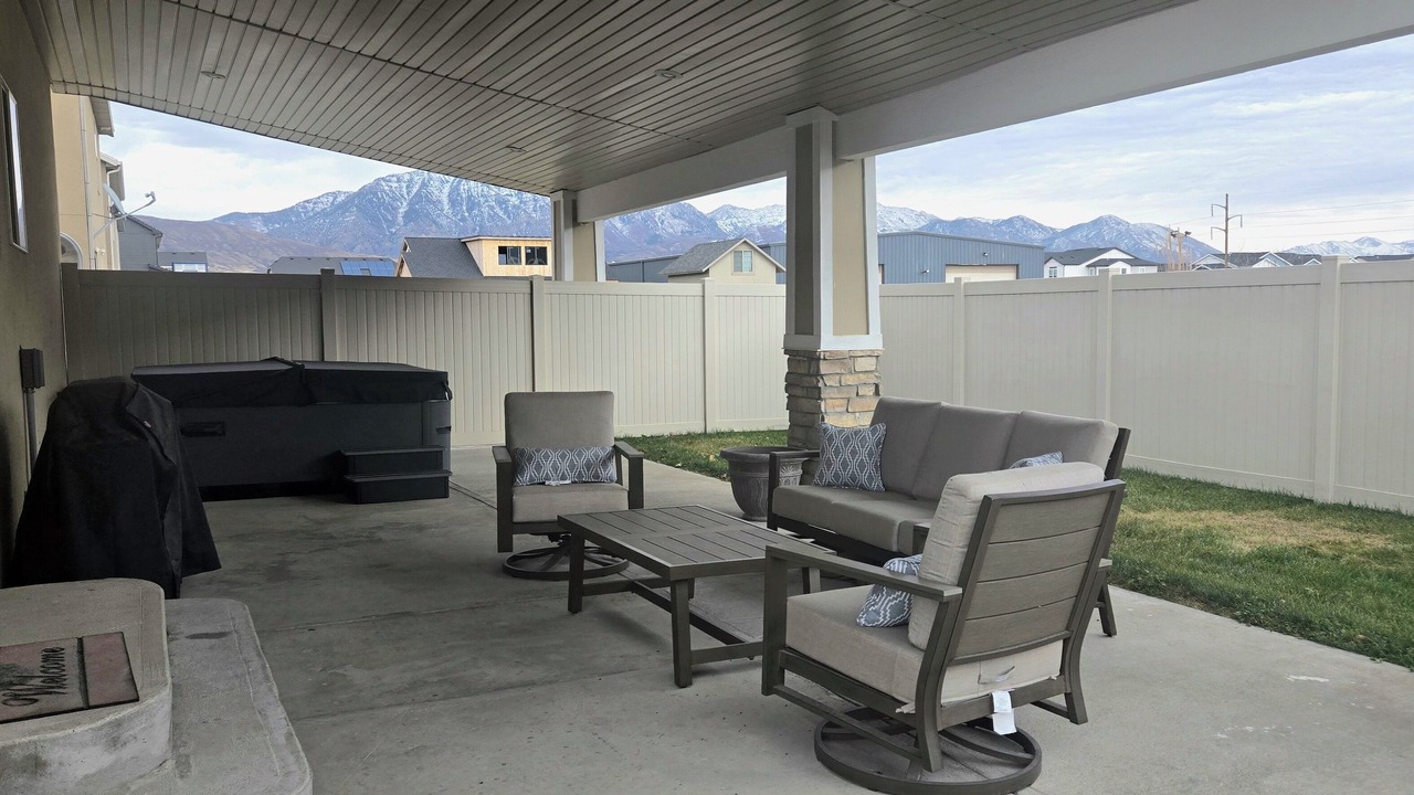 Photo of Patio Balcony in Lindon