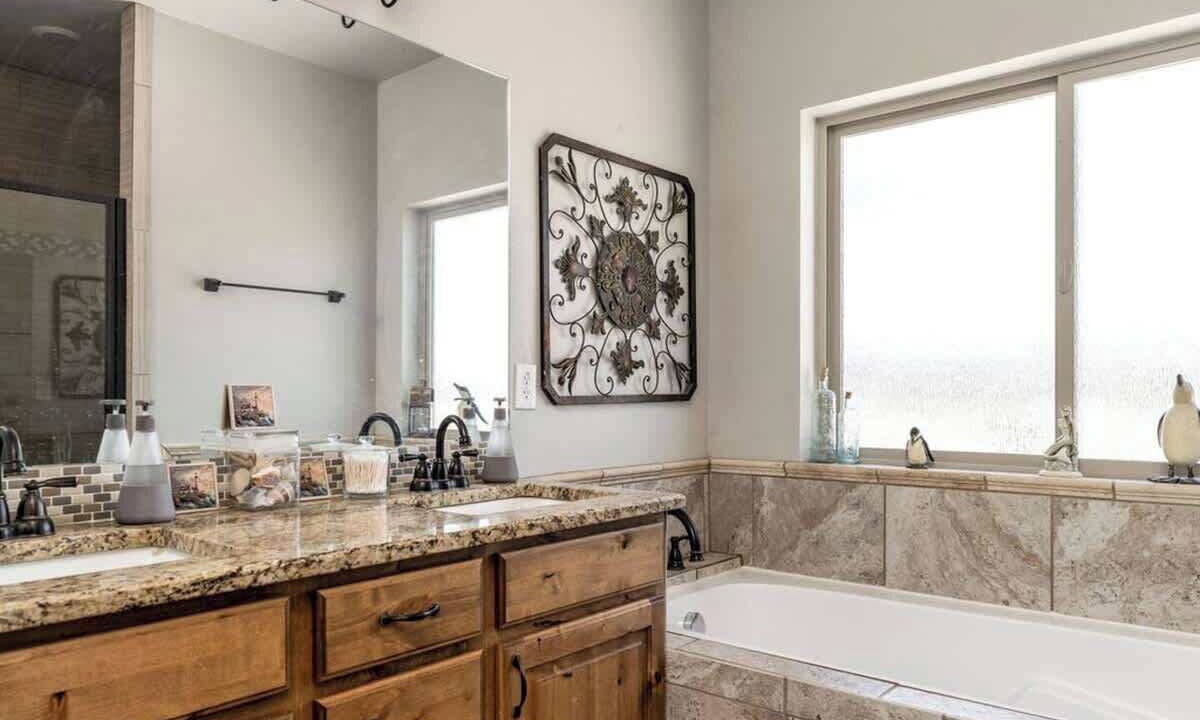 Photo of Bathroom in Grantsville