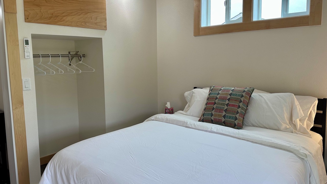 Photo of Bedroom in Newberg