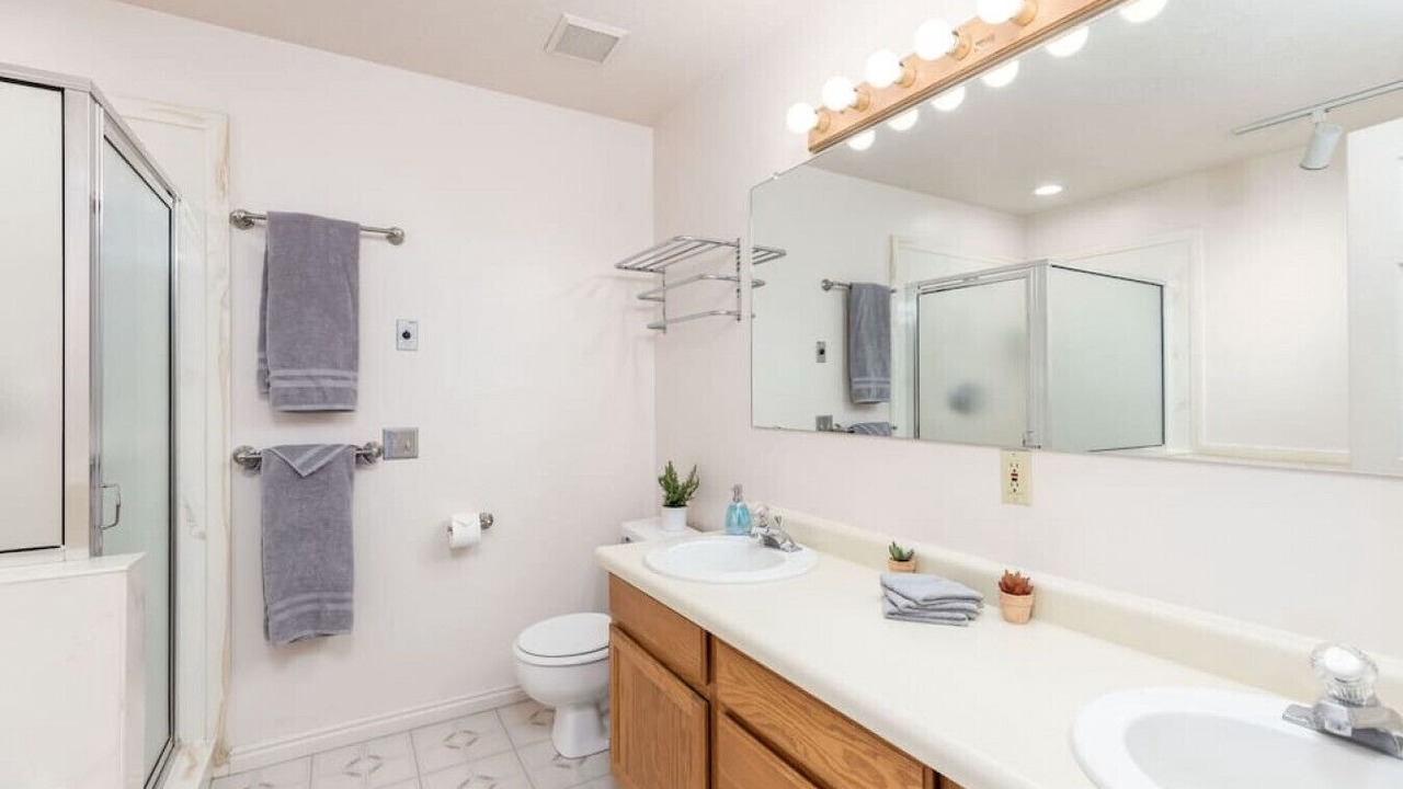 Photo of Bathroom in Cottonwood Heights