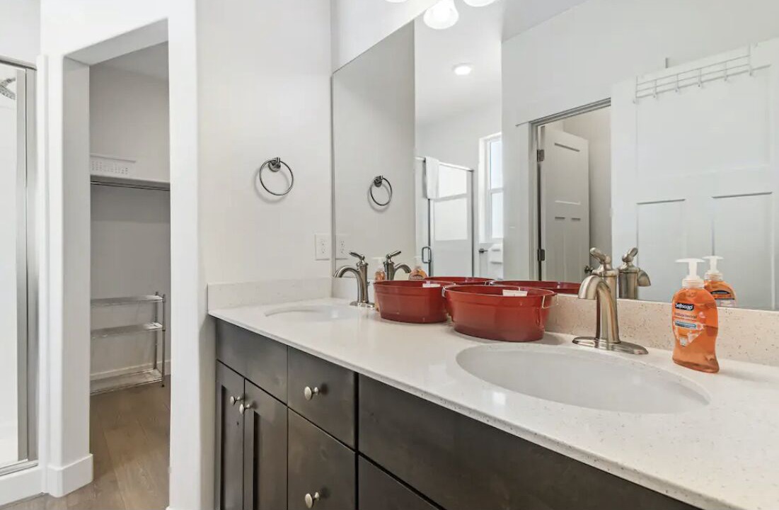 Photo of Bathroom in Sweetwater