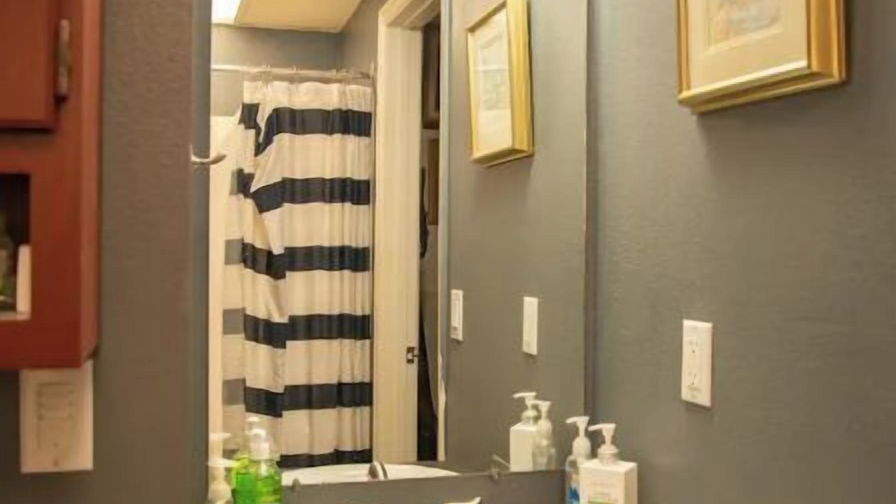 Photo of Bathroom in Lower Avenues