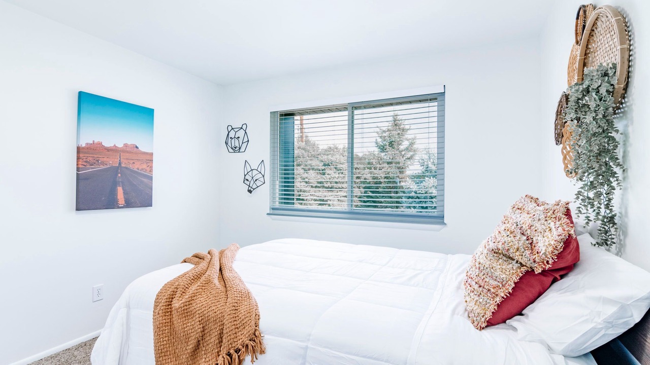 Photo of Bedroom in Millcreek