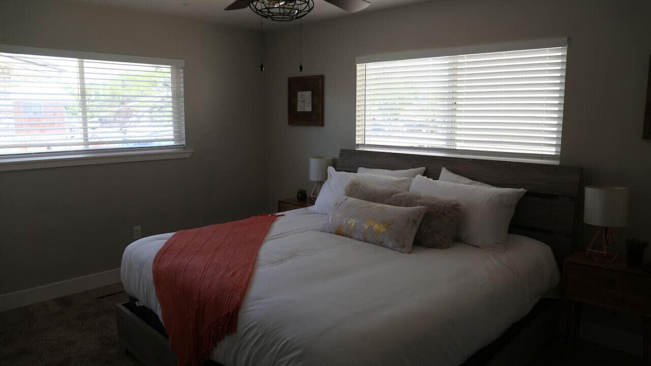 Photo of Bedroom in Logan