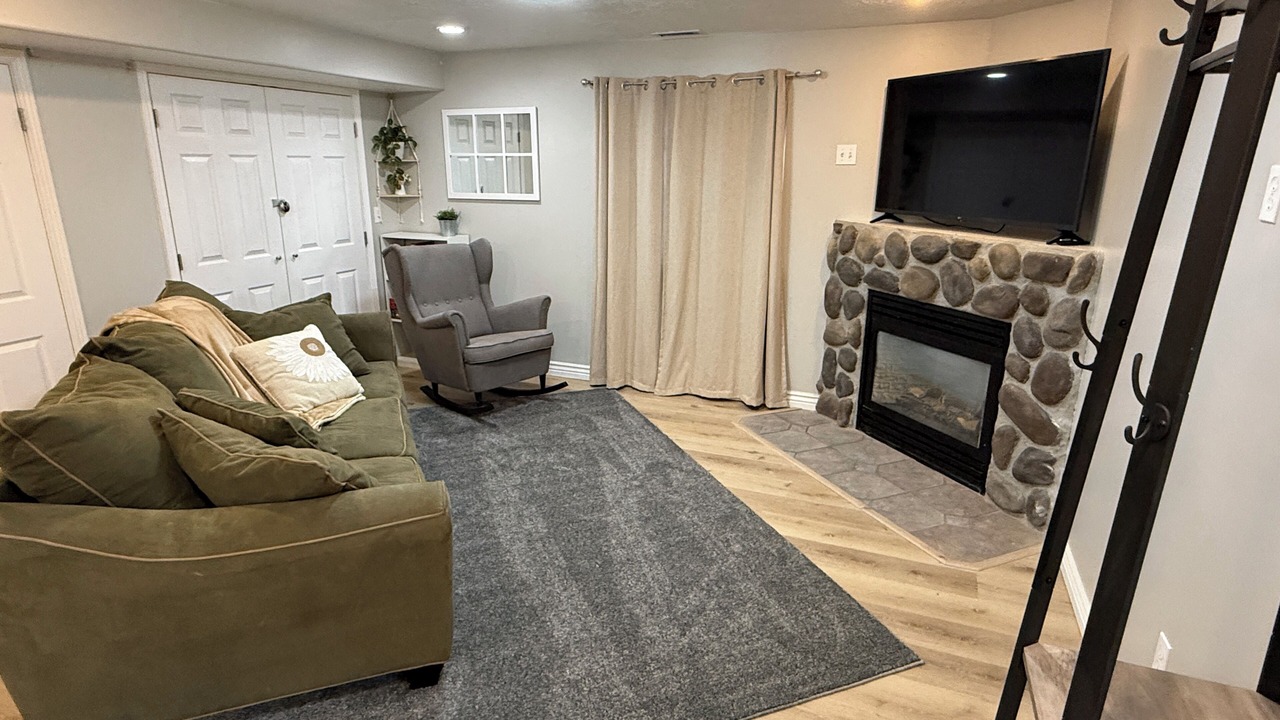 Photo of Livingroom in Kaysville