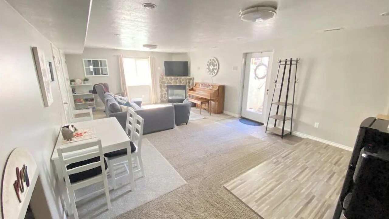 Photo of Livingroom in Kaysville