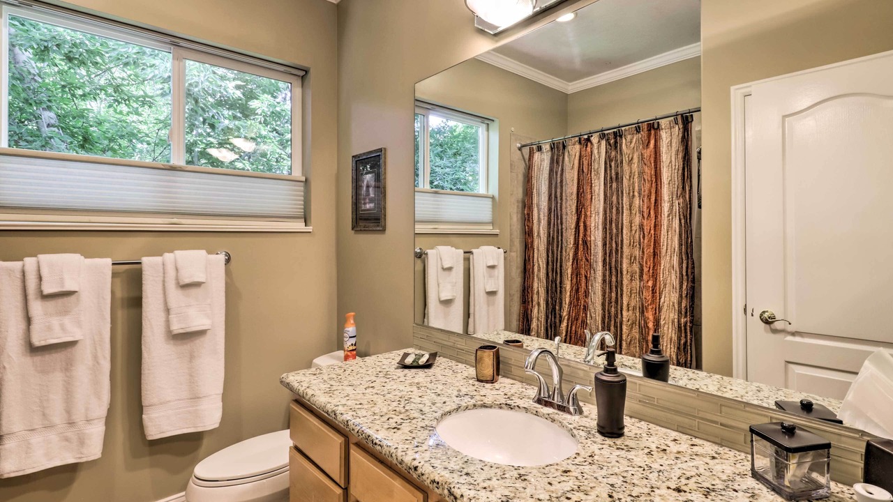 Photo of Bathroom in Millcreek