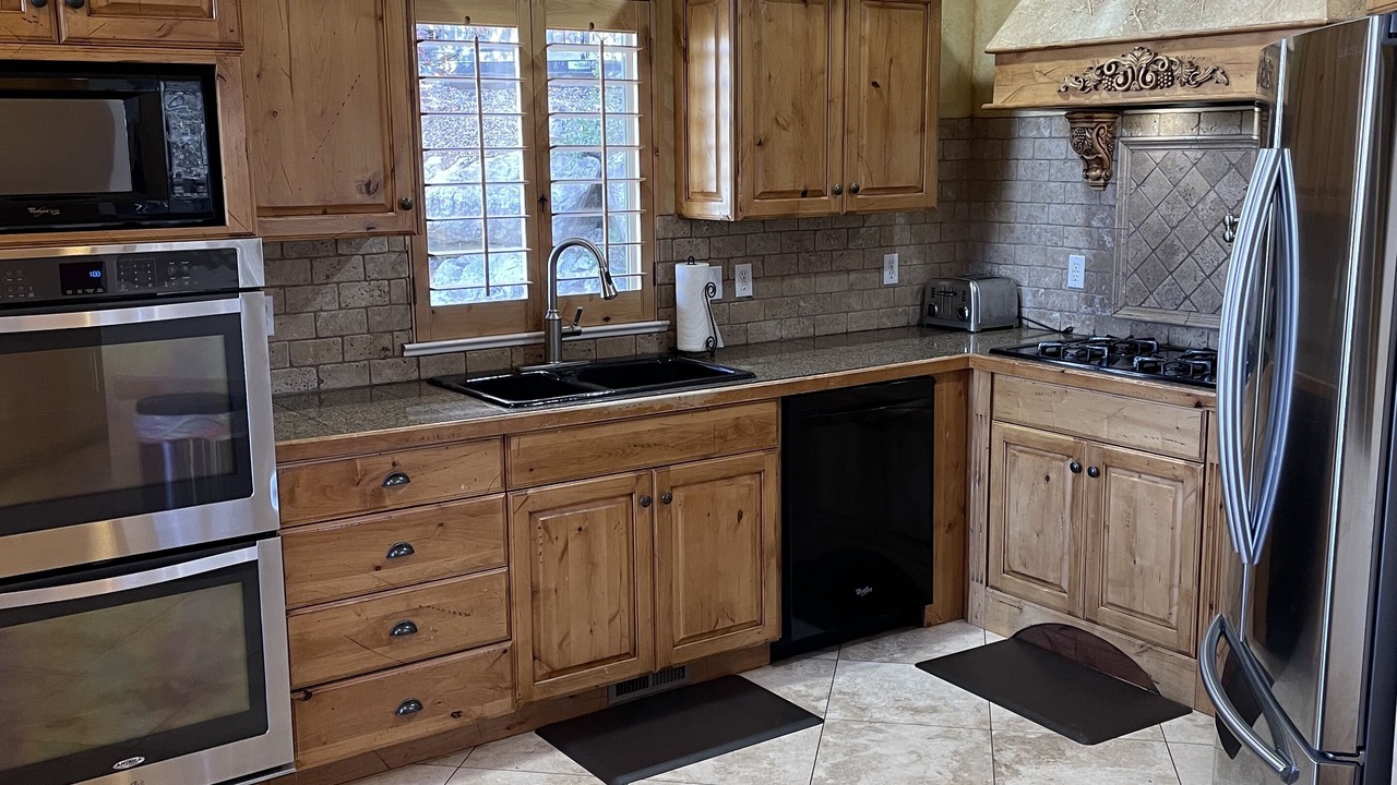 Photo of Kitchen in Wolf Creek