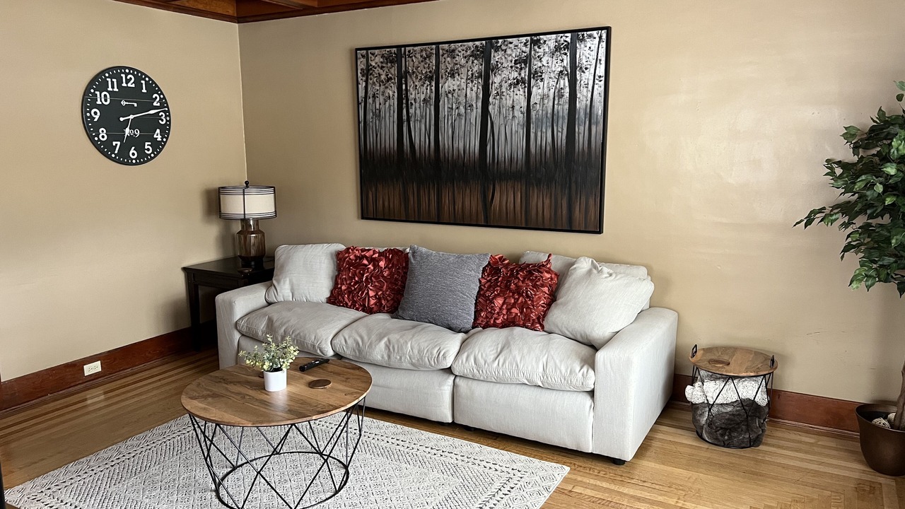 Photo of Livingroom in Butte