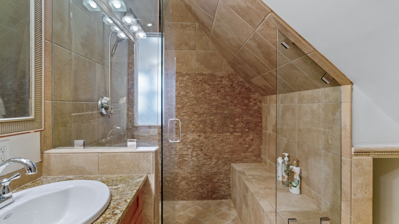 Photo of Bathroom in Lower Avenues