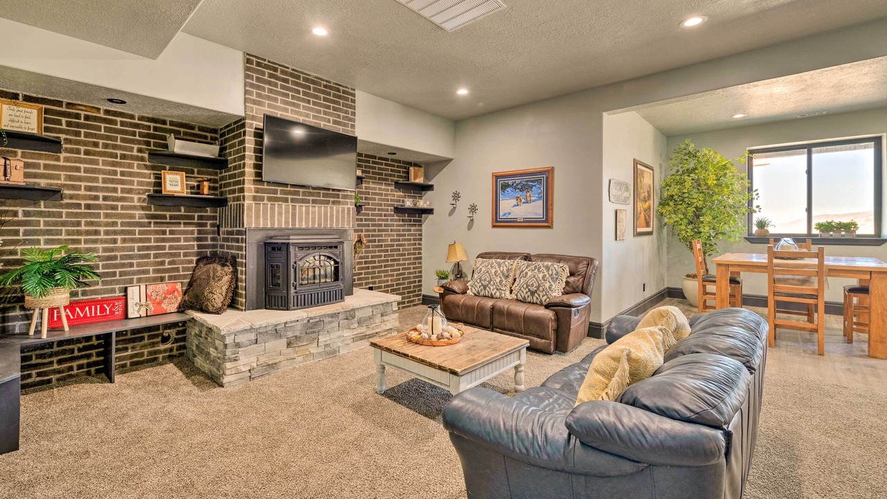 Photo of Livingroom in Tooele