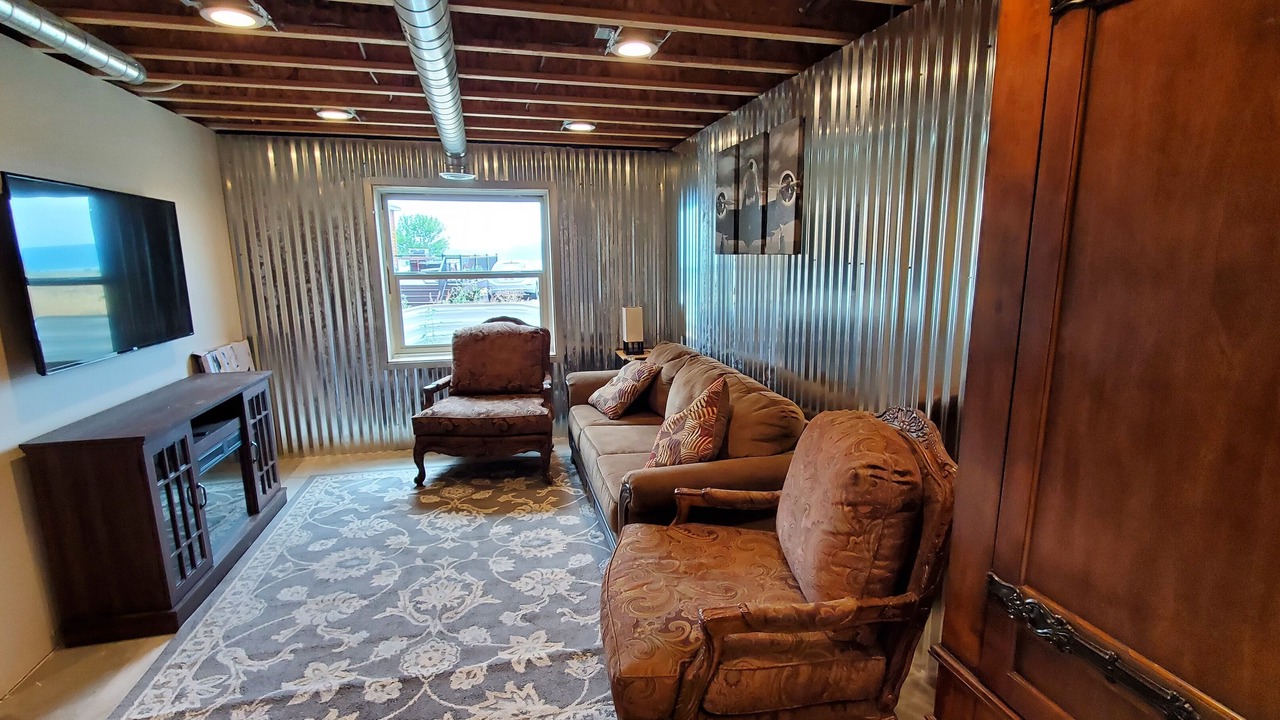 Photo of Livingroom in Harbor Village