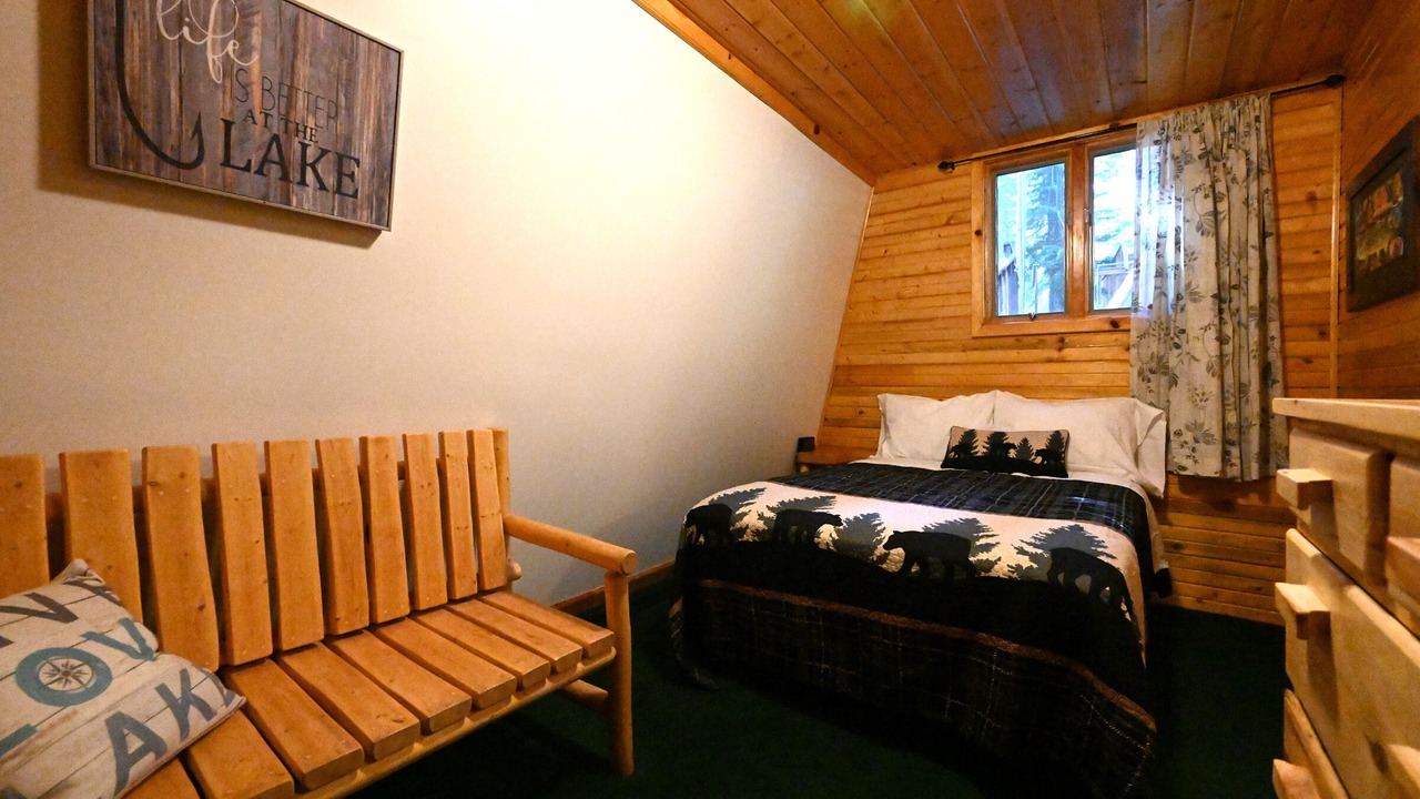 Photo of Bedroom in Island Park