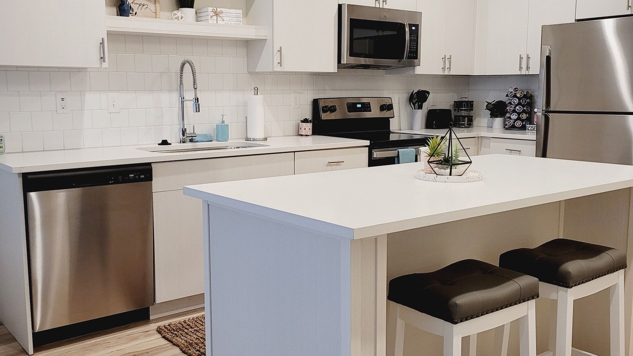 Photo of Kitchen in People's Freeway