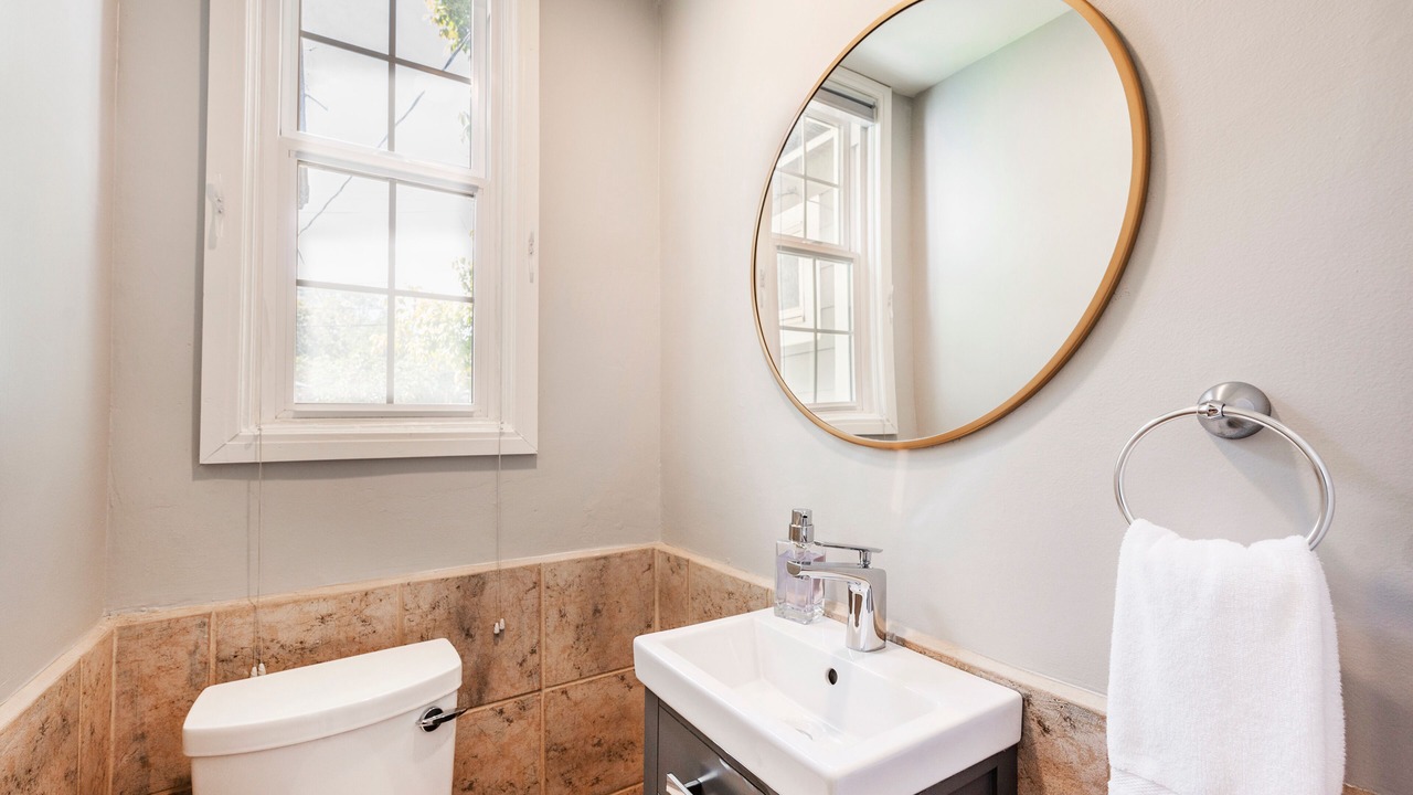 Photo of Bathroom in Downtown Salt Lake City
