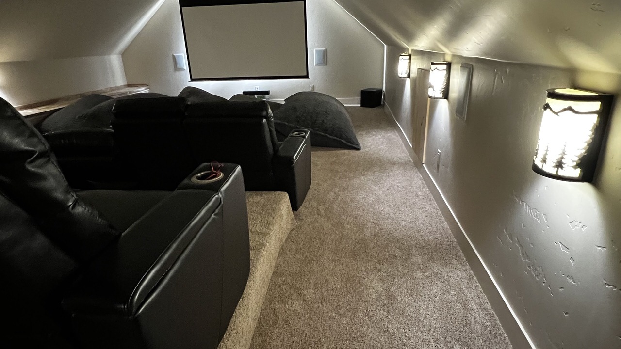 Photo of Bedroom in Featherville