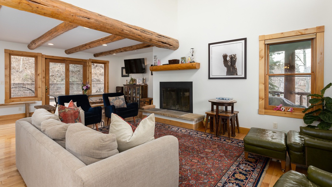 Photo of Livingroom in Jackson