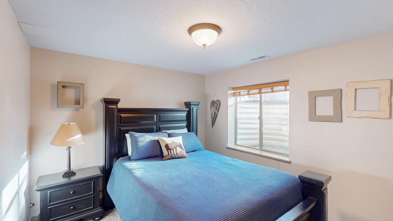 Photo of Bedroom in Sweetwater