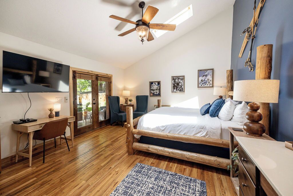 Photo of Bedroom in Holladay