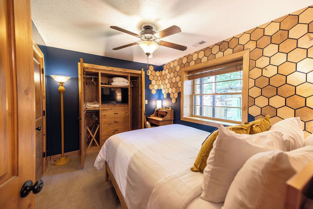 Photo of Bedroom in Holladay