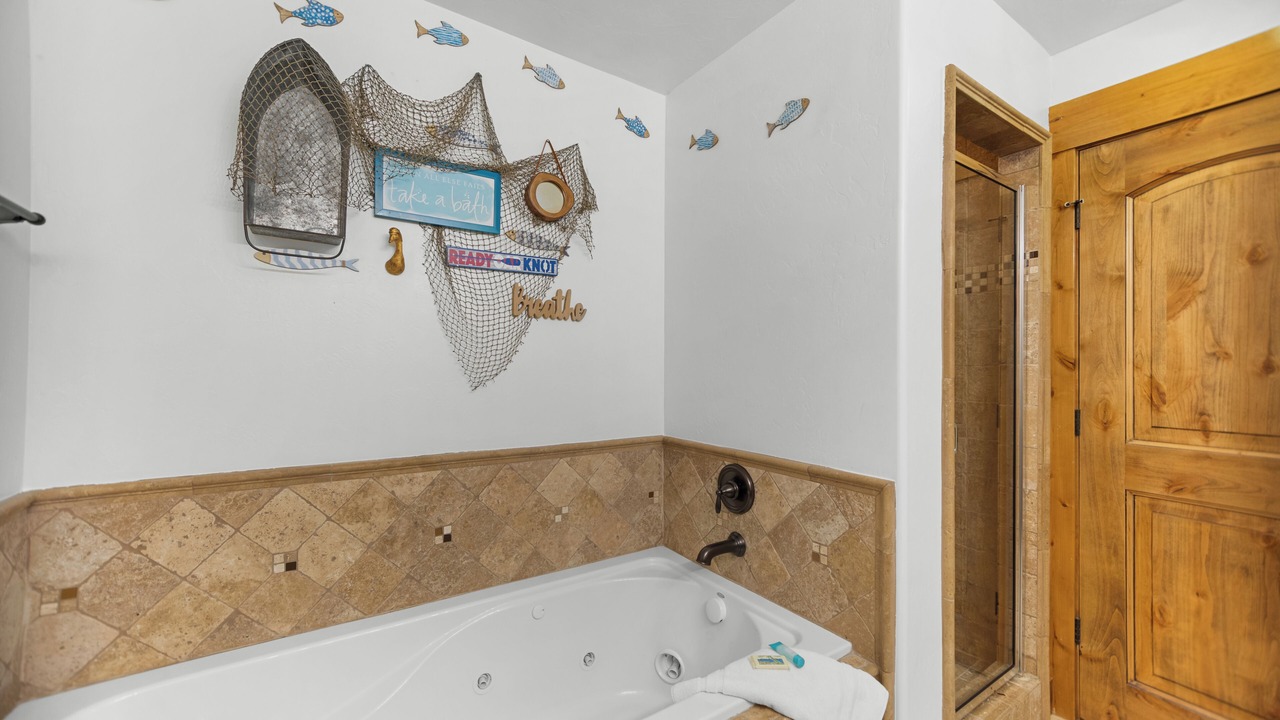 Photo of Bathroom in Garden City