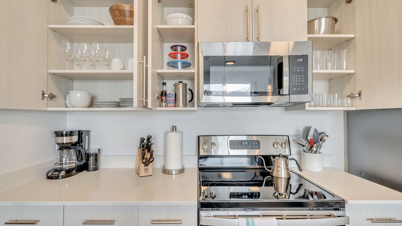 Photo of Kitchen in People's Freeway