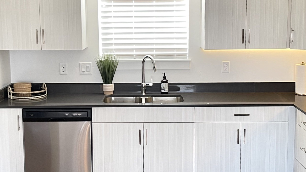 Photo of Kitchen in People's Freeway
