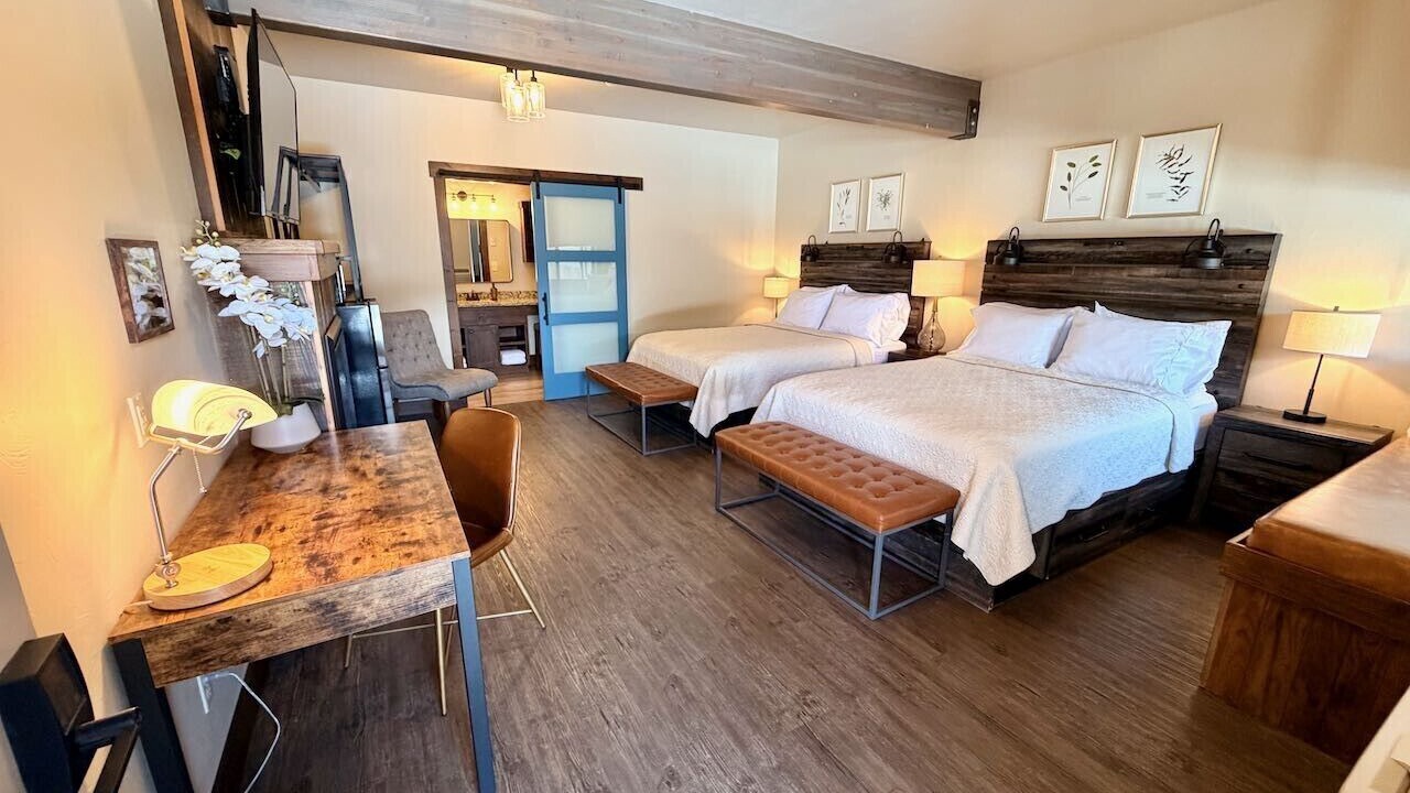 Photo of Bedroom in West Yellowstone