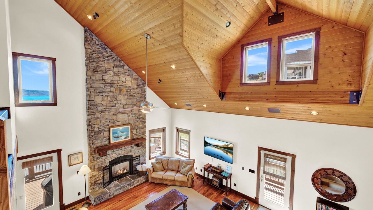 Photo of Livingroom in Harbor Village