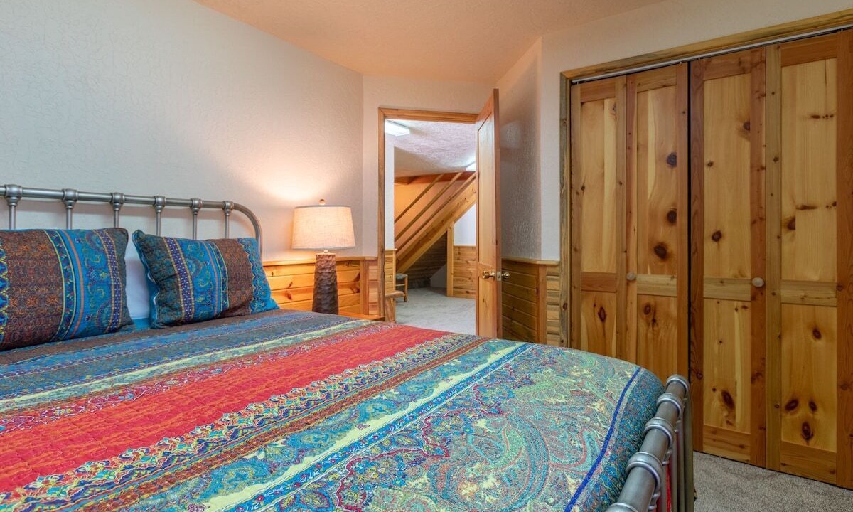 Photo of Bedroom in Alpine