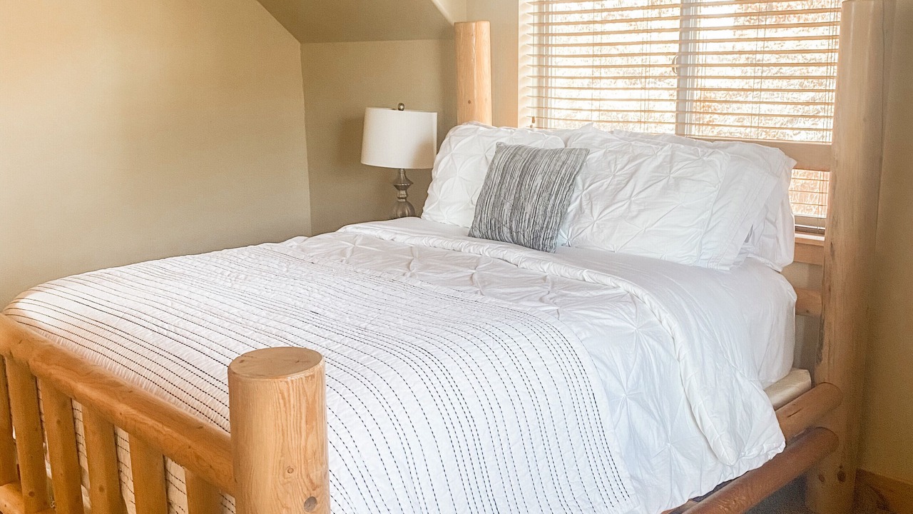 Photo of Bedroom in Harbor Village