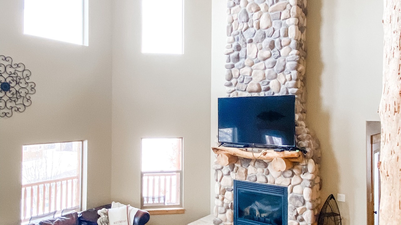 Photo of Livingroom in Harbor Village