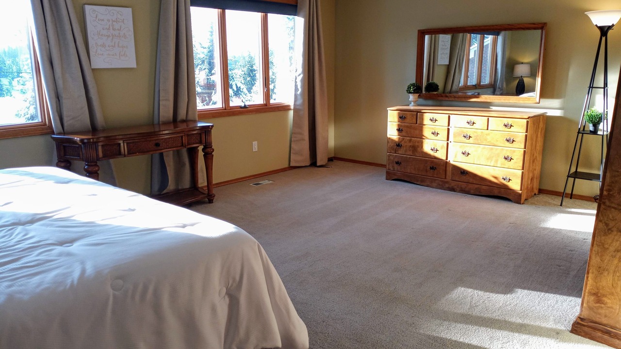 Photo of Bedroom in Hayden Lake