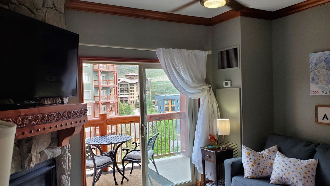 Photo of Livingroom in Park City