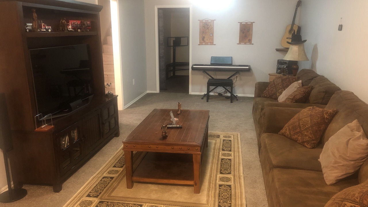 Photo of Livingroom in South Weber