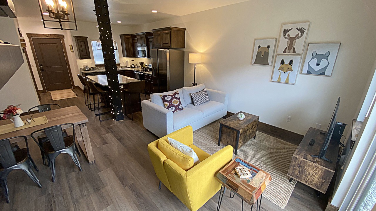 Photo of Livingroom in Victor