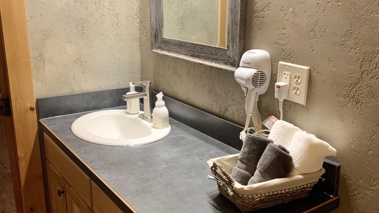 Photo of Bathroom in Lazy Acres