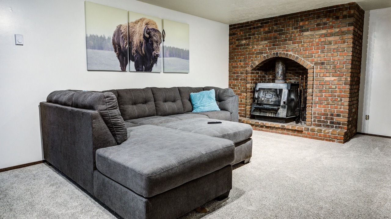 Photo of Livingroom in West Yellowstone