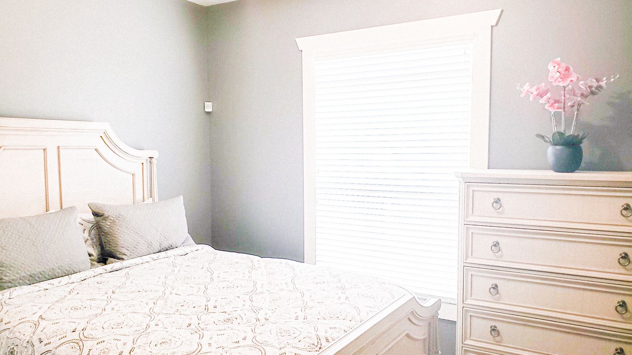 Photo of Bedroom in Central City